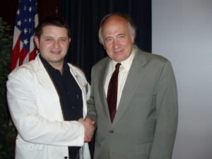 Адвокат Скрябин с Джоном Брауном на официальной встрече